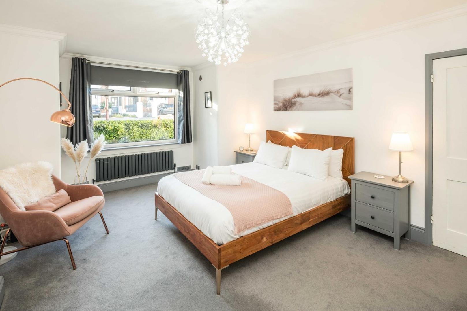 Spacious 1br Flat In Wanstead: Garden & Comfort Londres